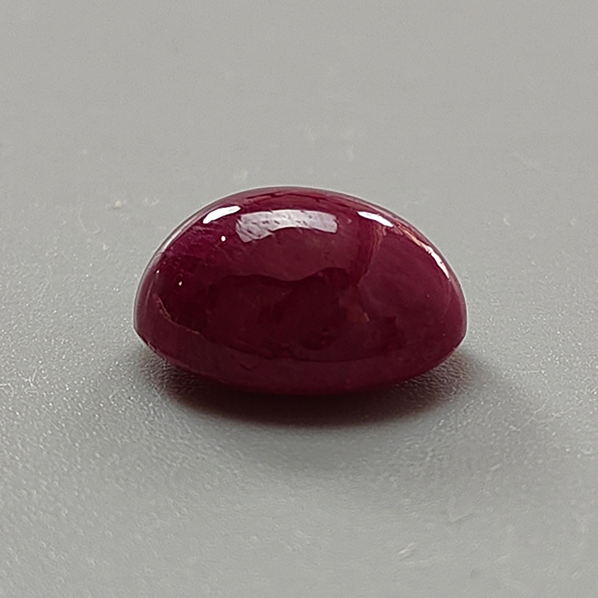 天然の未処理の宝石