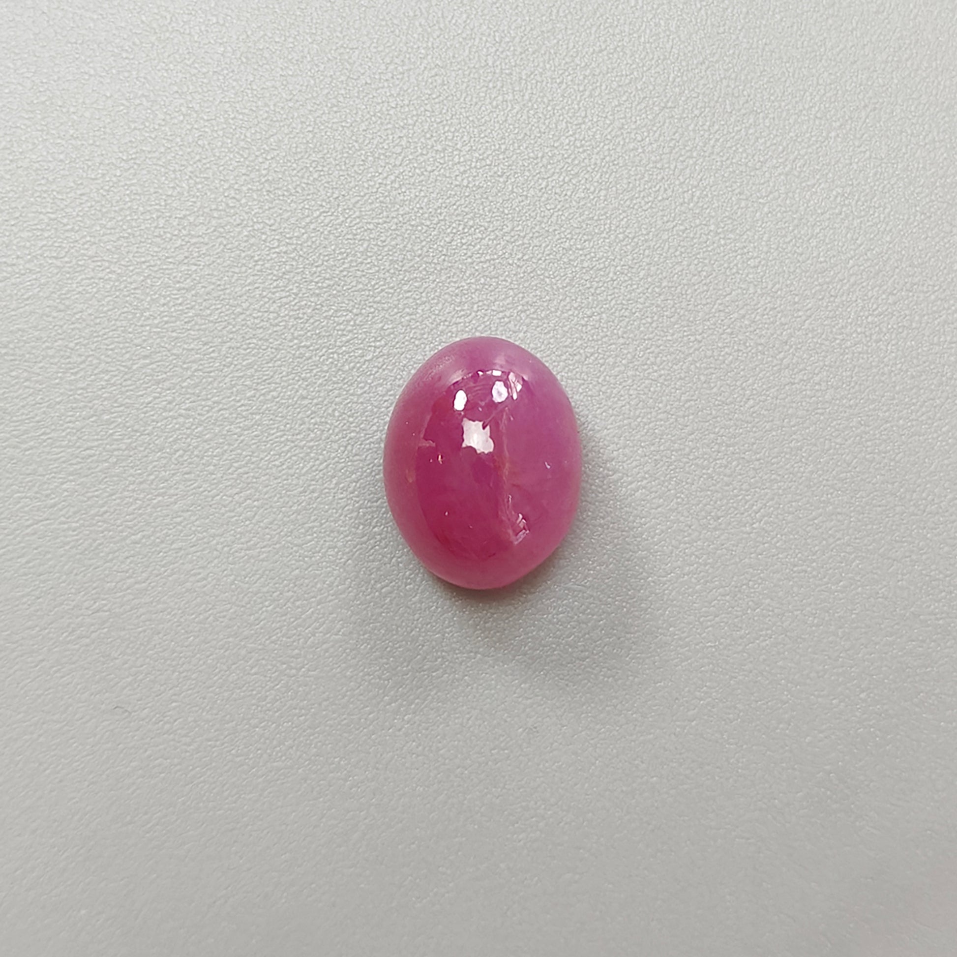 cabochon di rubino rosso