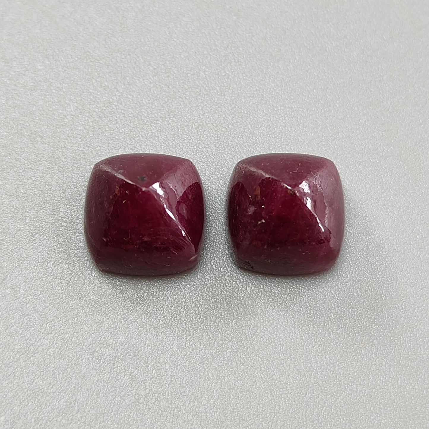 Red Ruby Gemstone Cabochon: 17.60cts Untreated Red Ruby Sugarloaf Shape 10mm 2pcs for Jewelry July Birthstone