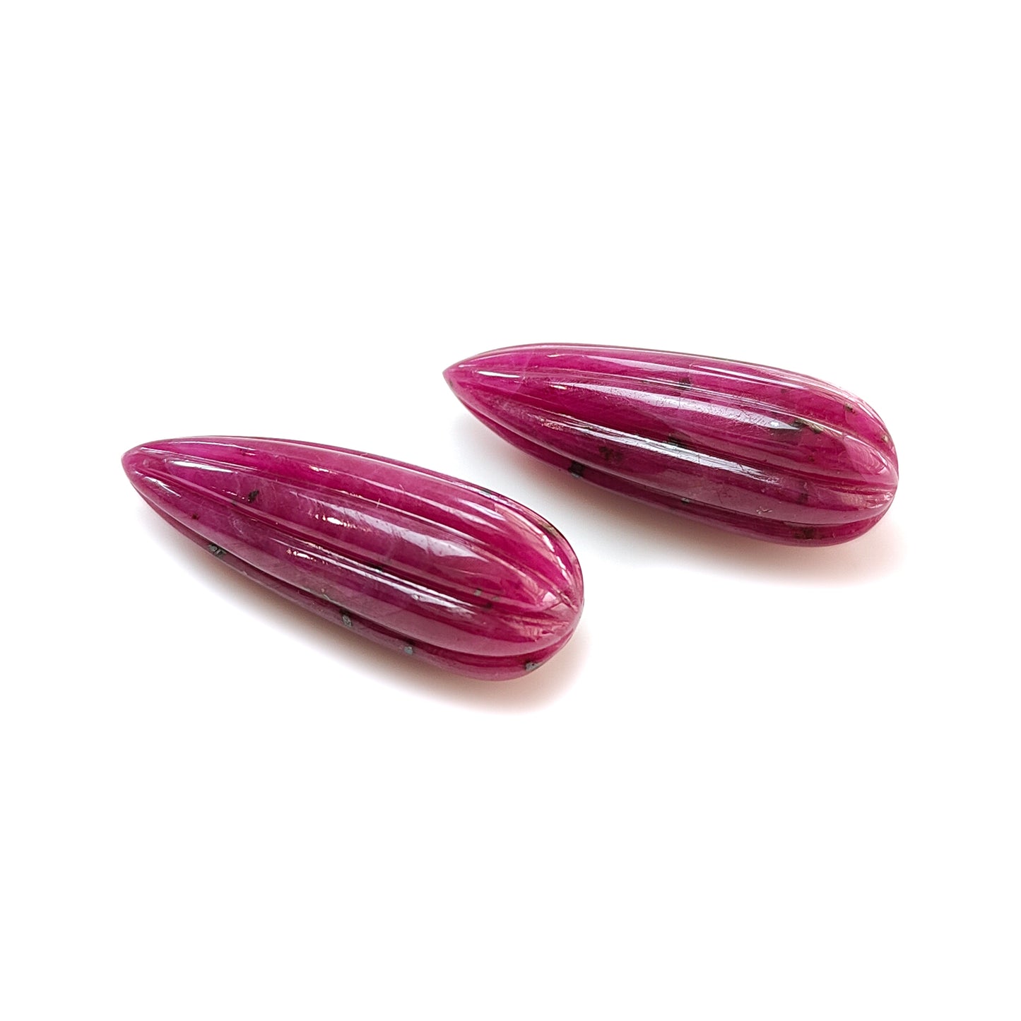 ruby teardrop shape carving