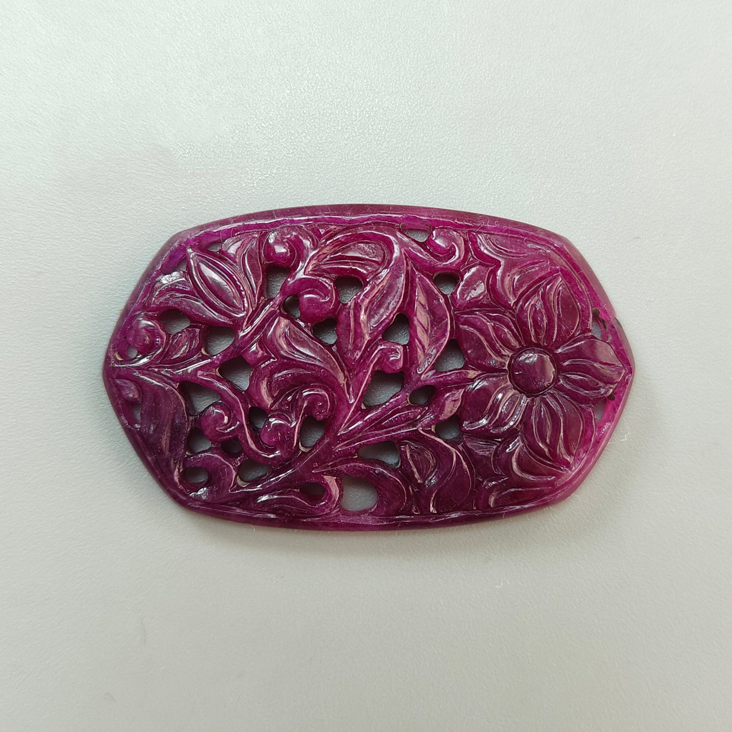 手作りのルビー