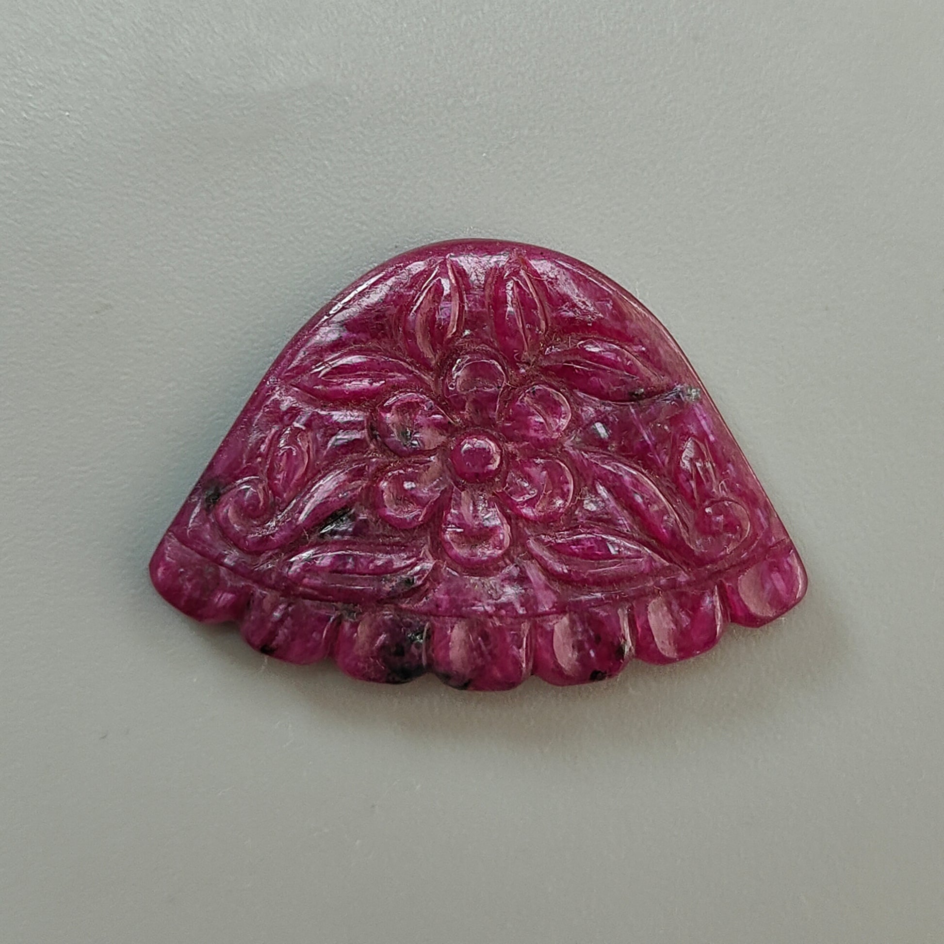 Rubin für Anhänger