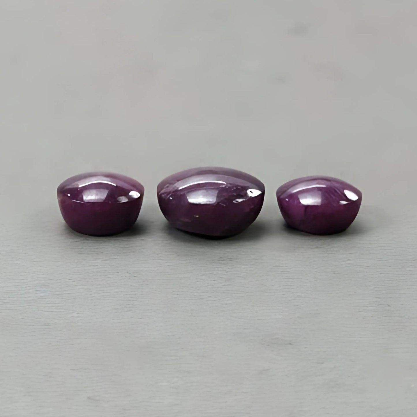 54.70cts Natural Untreated Star Ruby Gemstone Round Shape Cabochon 13mm - 16mm 3pcs