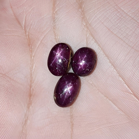 Cabujón de rubí estrella