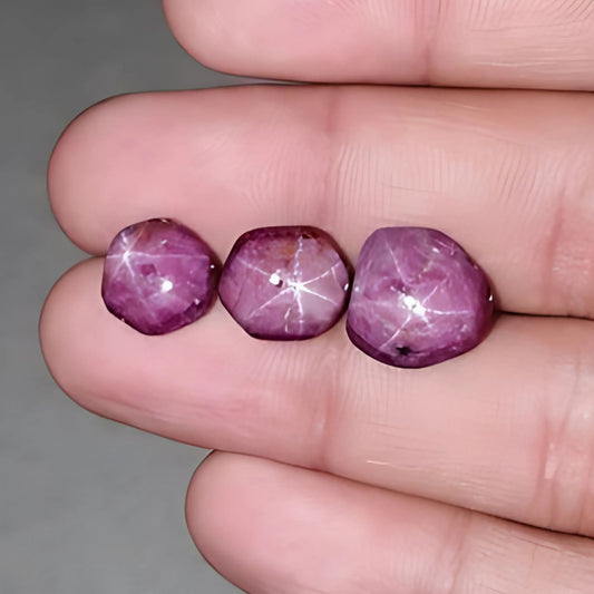 六角形の星型ルビー