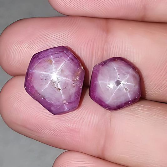 ياقوتة نجمة سداسية