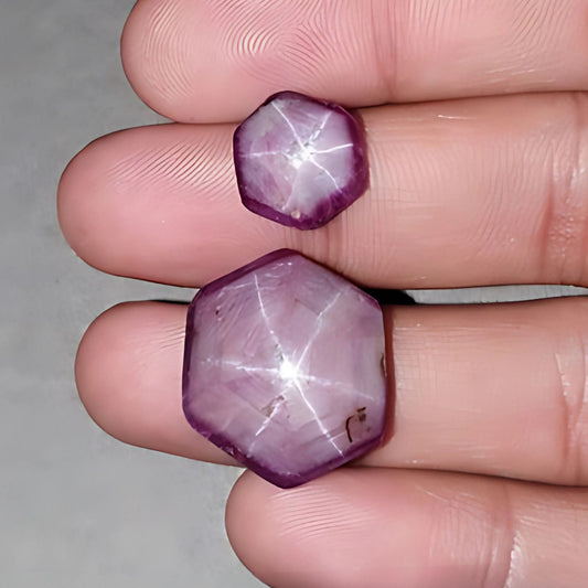 Estrella hexagonal rubí