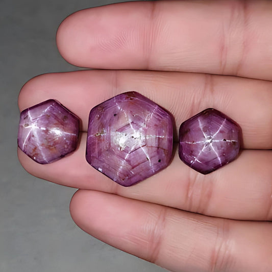 Cabochon rubis étoilé