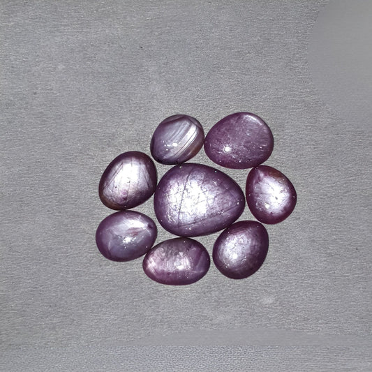 Rubis étoilé en forme d'œuf