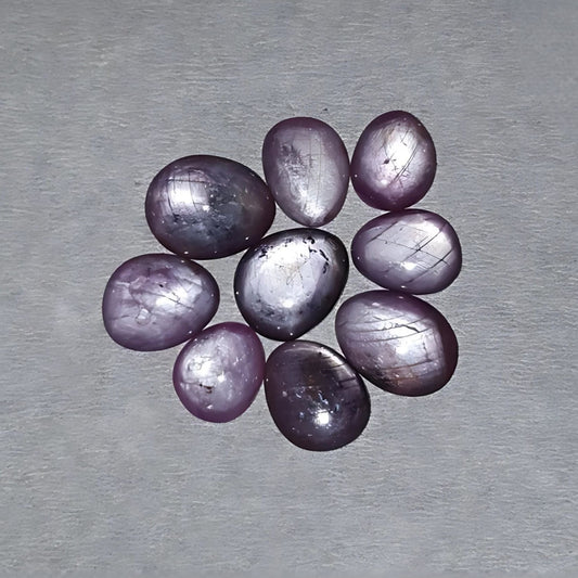 Cabochon di rubino stellato