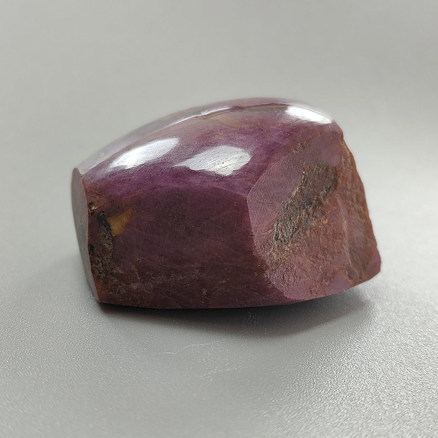 Star Ruby With Black Rutile Gemstone Wand : 552.20cts Natural Untreated Unheated Star Ruby Hexagon Shape Specimen 49*40mm