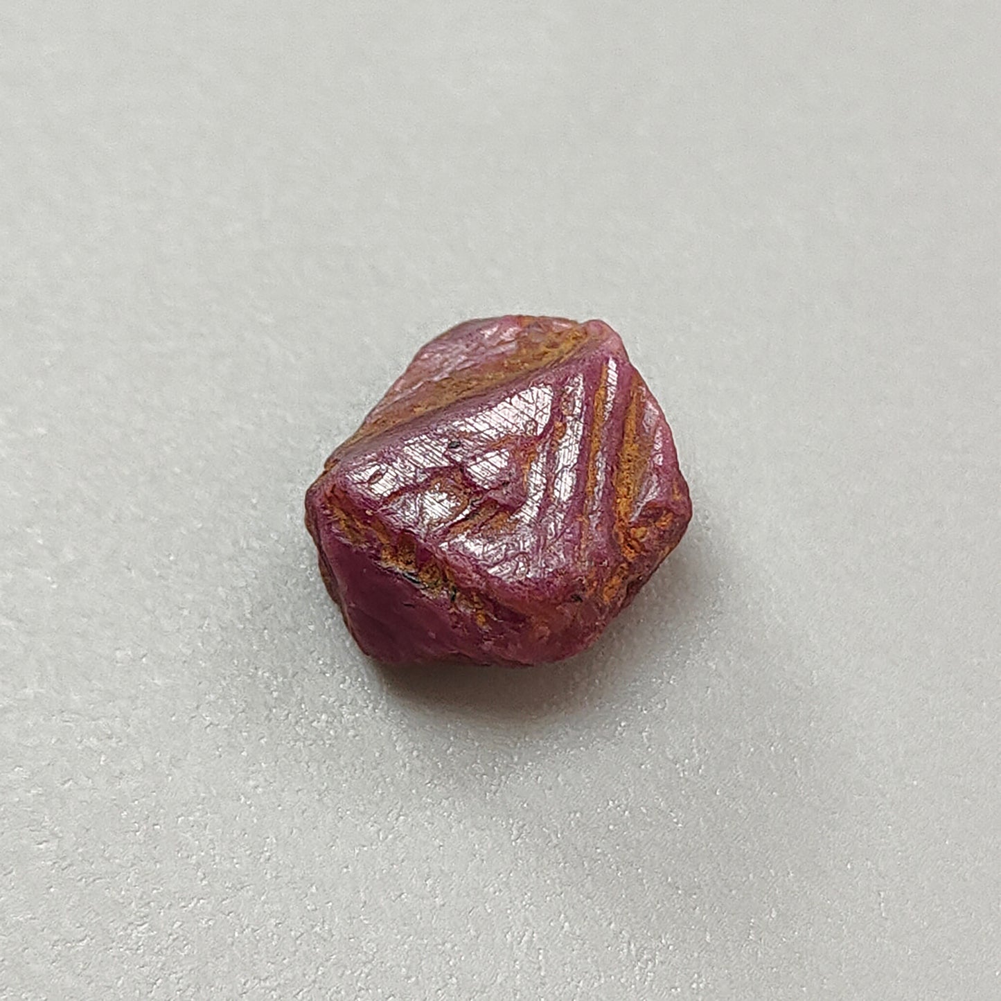11.50cts Ruby Record Keeper Crystal Raw Specimen Natural Hexagon Formative Rough Healing 14*11mm 1pc