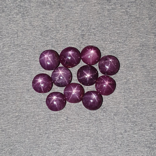 red star ruby round cabochon