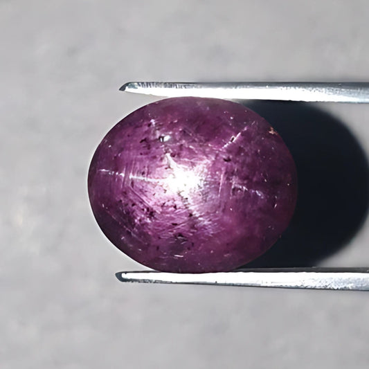 Rubí estrella ovalado