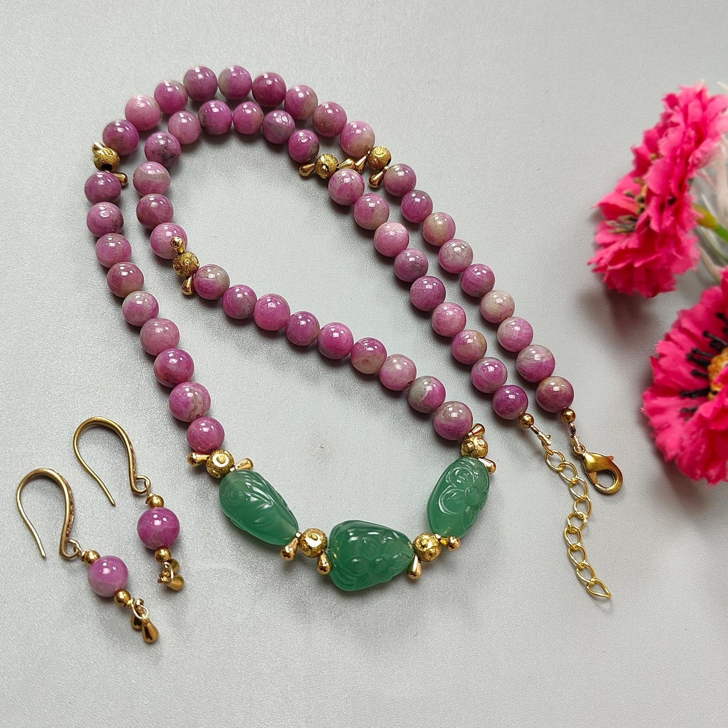 Bi-Color Ruby Necklace Earring Jewelry Set: 288.00cts Natural Untreated Zoisite Ruby, Mystique Jade Round Plain Brass Jewelry Set 8mm 19"
