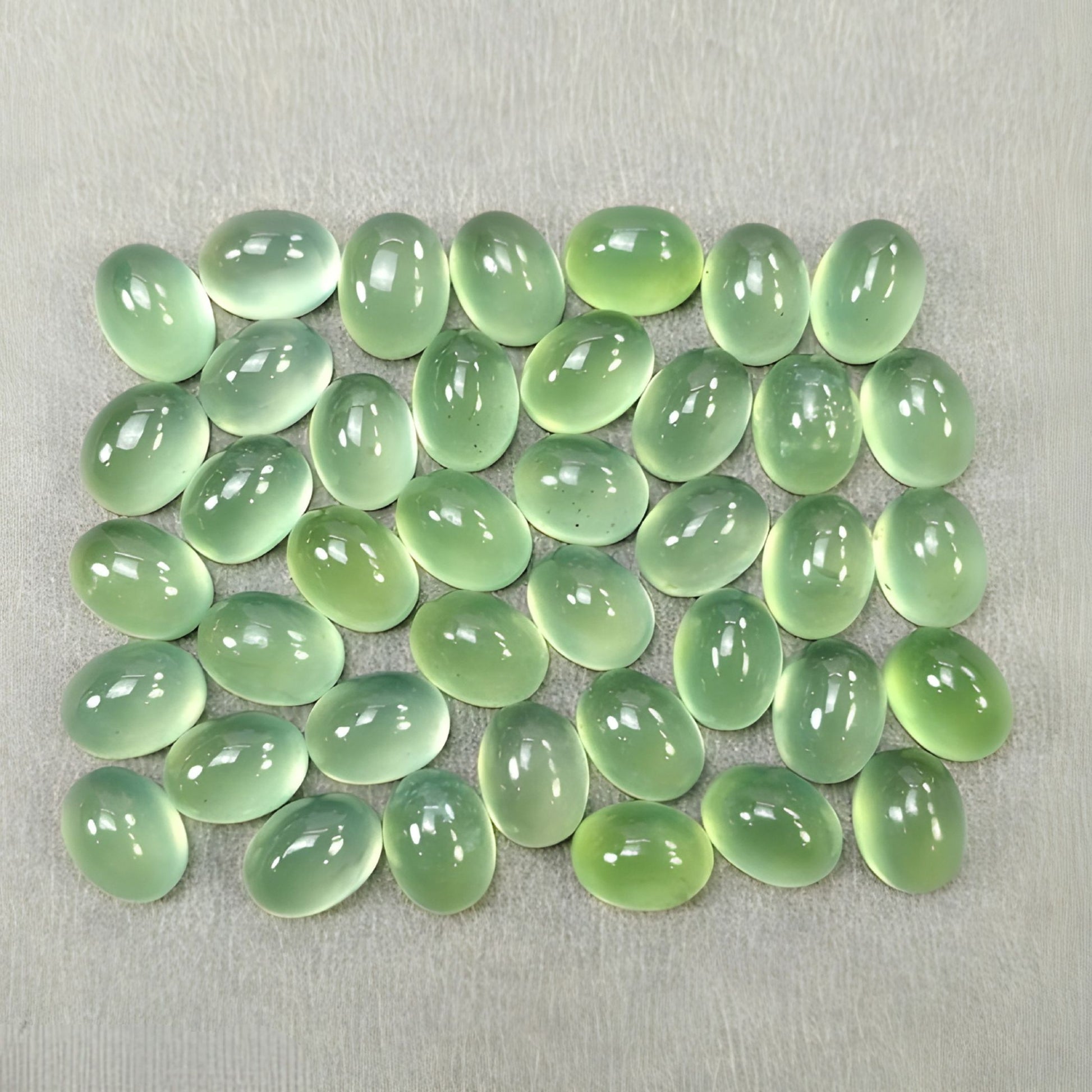 蛇纹石天然宝石