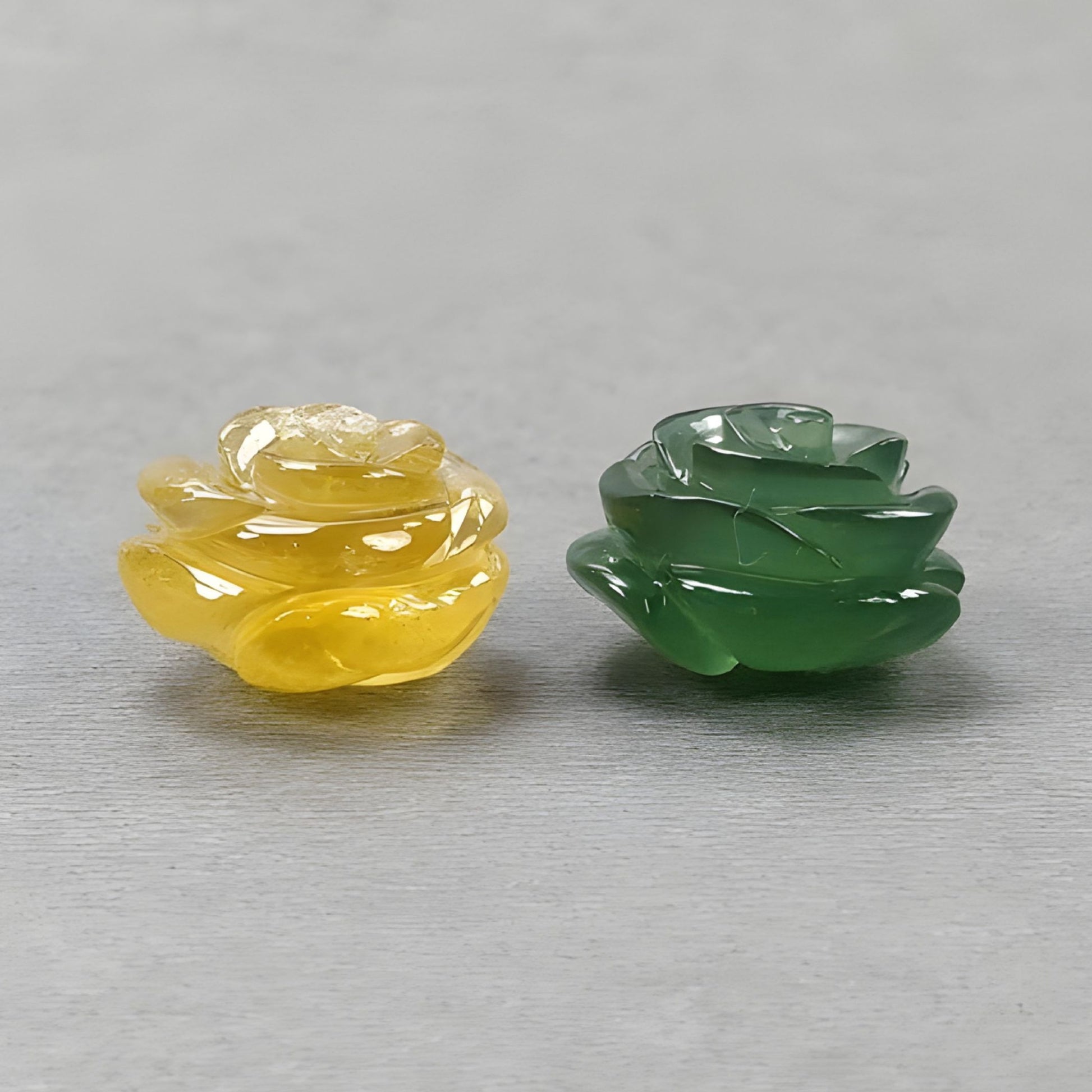 蛇纹石、黄水晶，用于珠宝