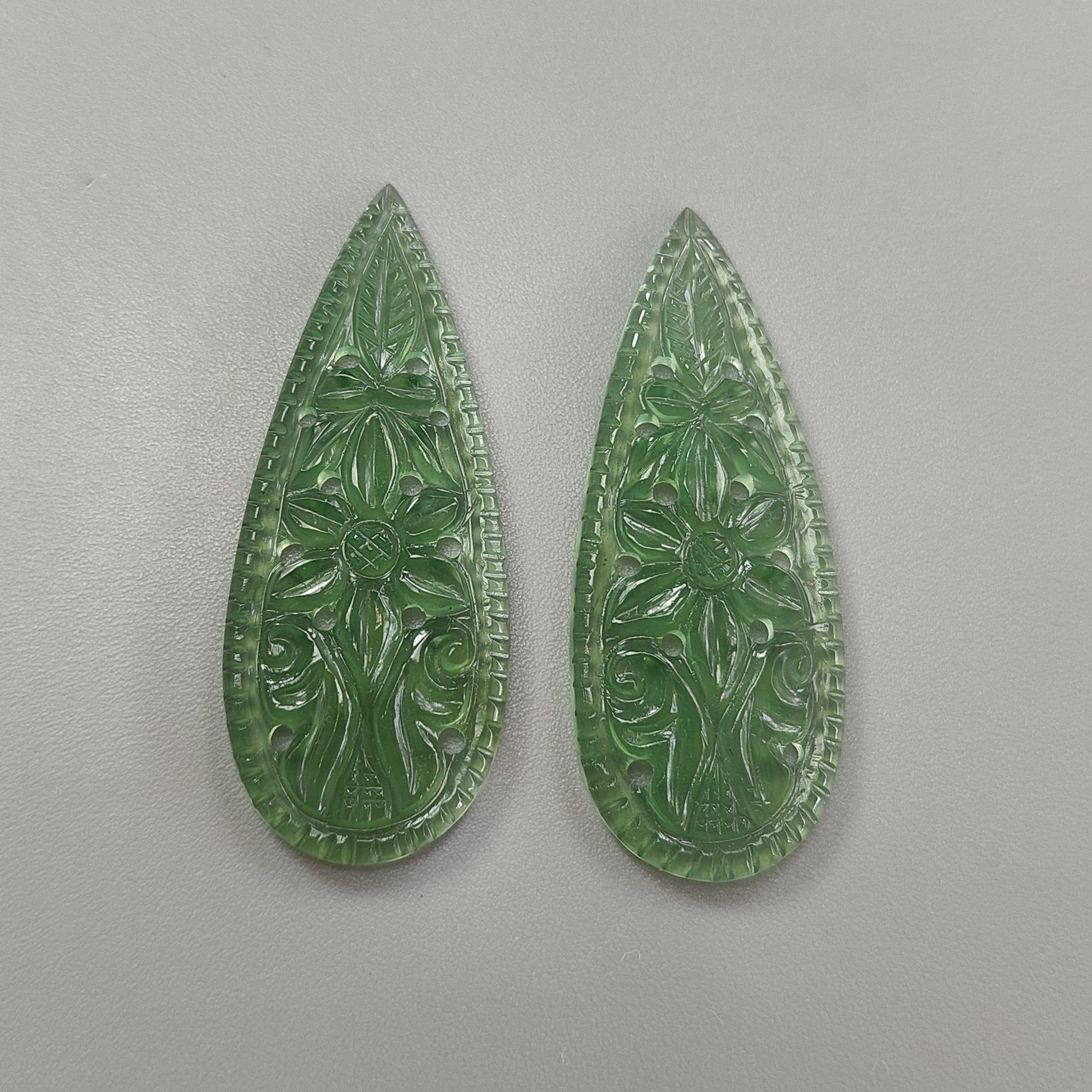 纤蛇纹石宝石雕刻