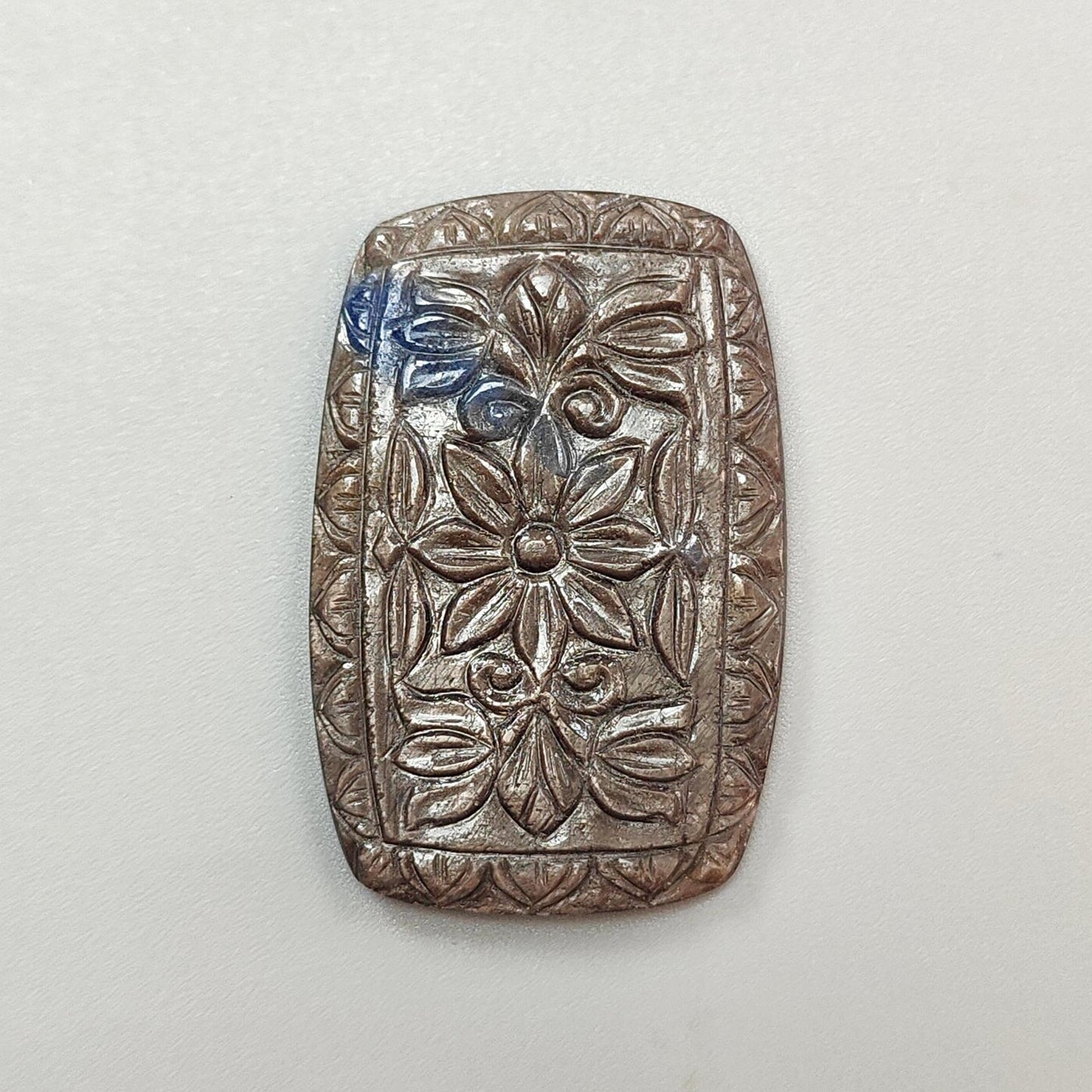 Silver Gray Sapphire Gemstone Carving: 91.10cts Natural Untreated Sapphire Hand Carved Cushion Shape 47*31mm 1pc for Jewelry