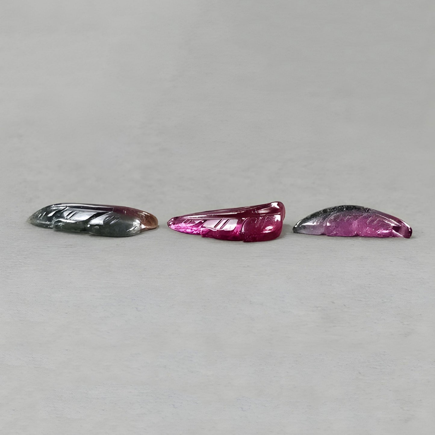 19.40cts Watermelon Tourmaline Bi-Color Natural Untreated Carving Gemstone Leaf 3pcs