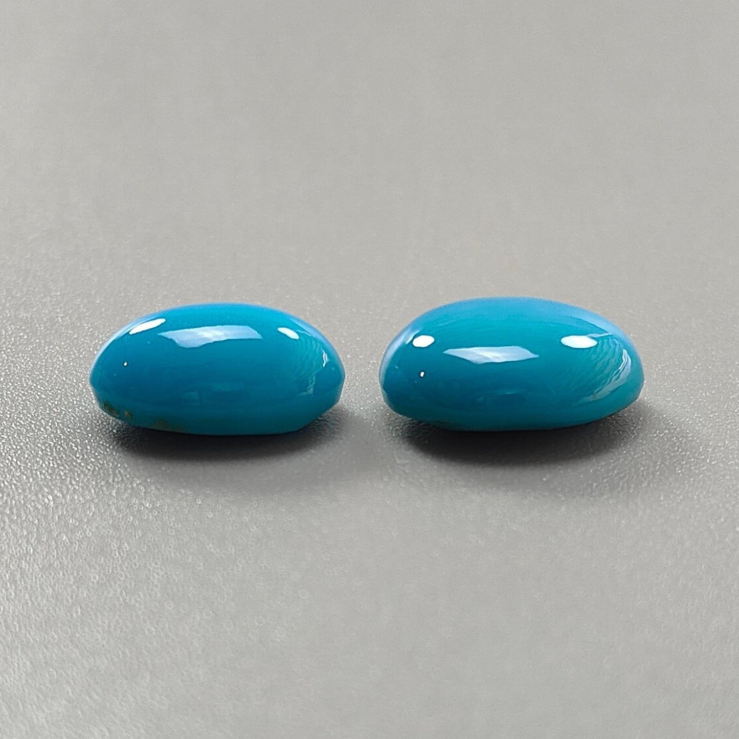 Blue Turquoise Gemstone Cabochon: Natural Untreated Sleeping Beauty Turquoise Oval, Round Shape 2pcs Set December Birthstone