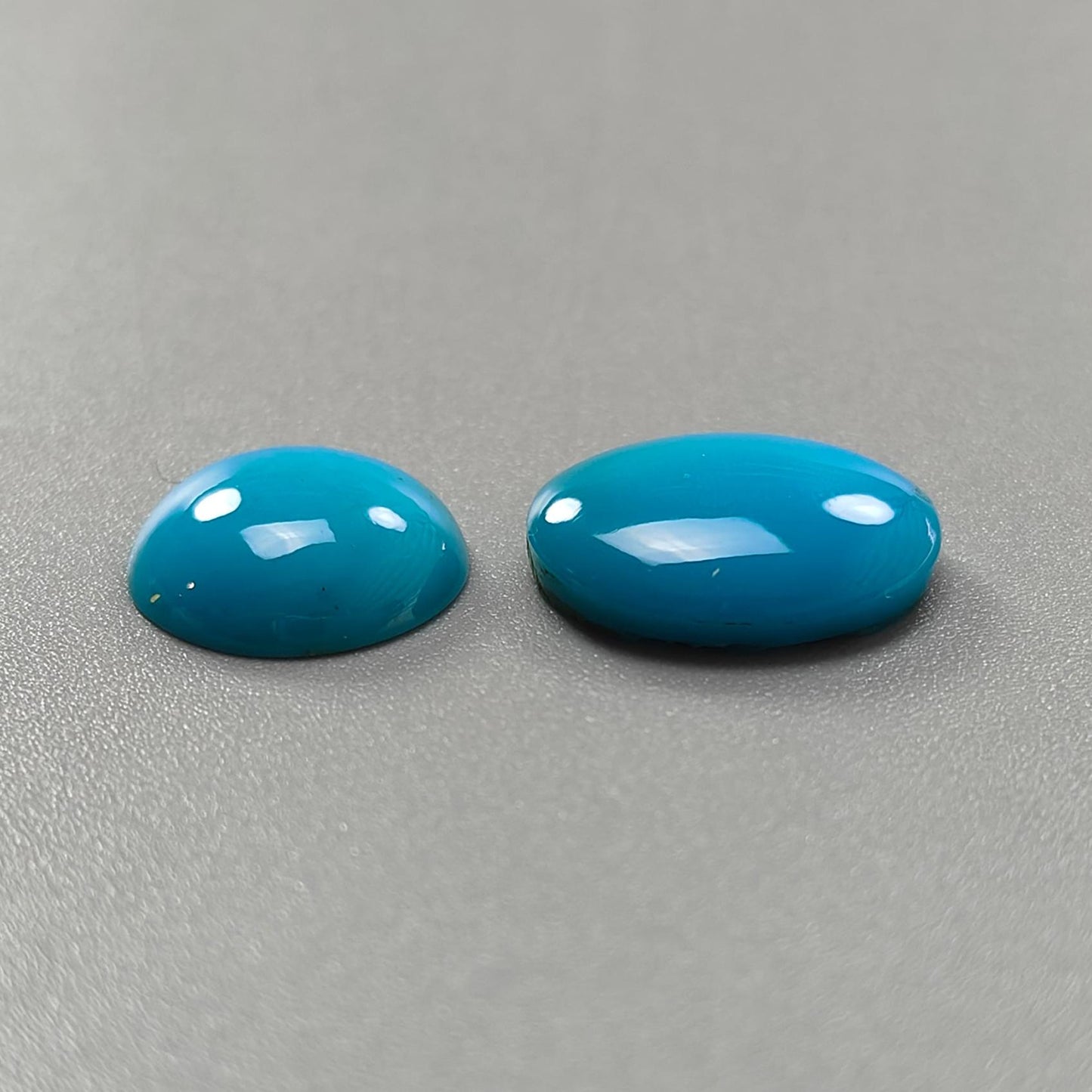 Blue Turquoise Gemstone Cabochon: Natural Untreated Sleeping Beauty Turquoise Oval, Round Shape 2pcs Set December Birthstone