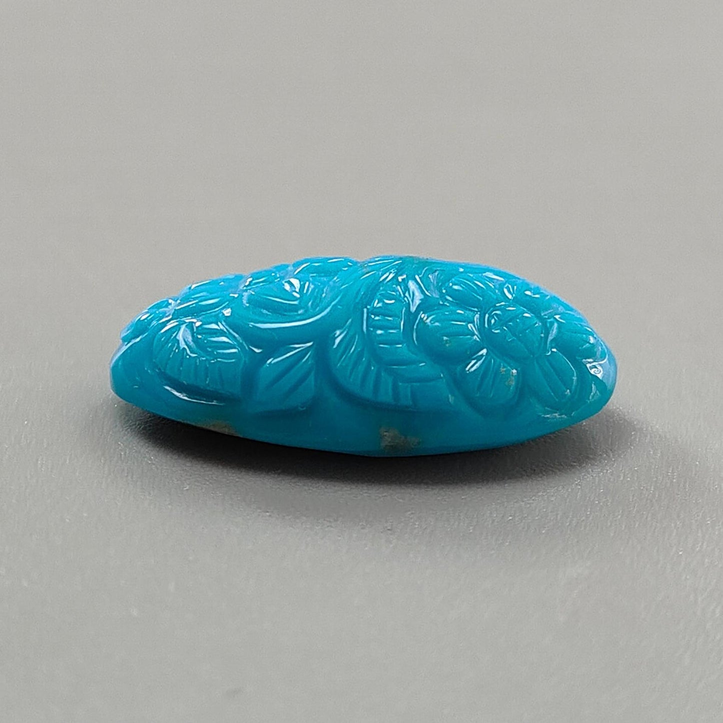 Blue Turquoise Gemstone Carving: 15.70cts Natural Turquoise Hand Carved Oval Shape Cabochon 25*13mm 1pc for Jewelry December Birthstone