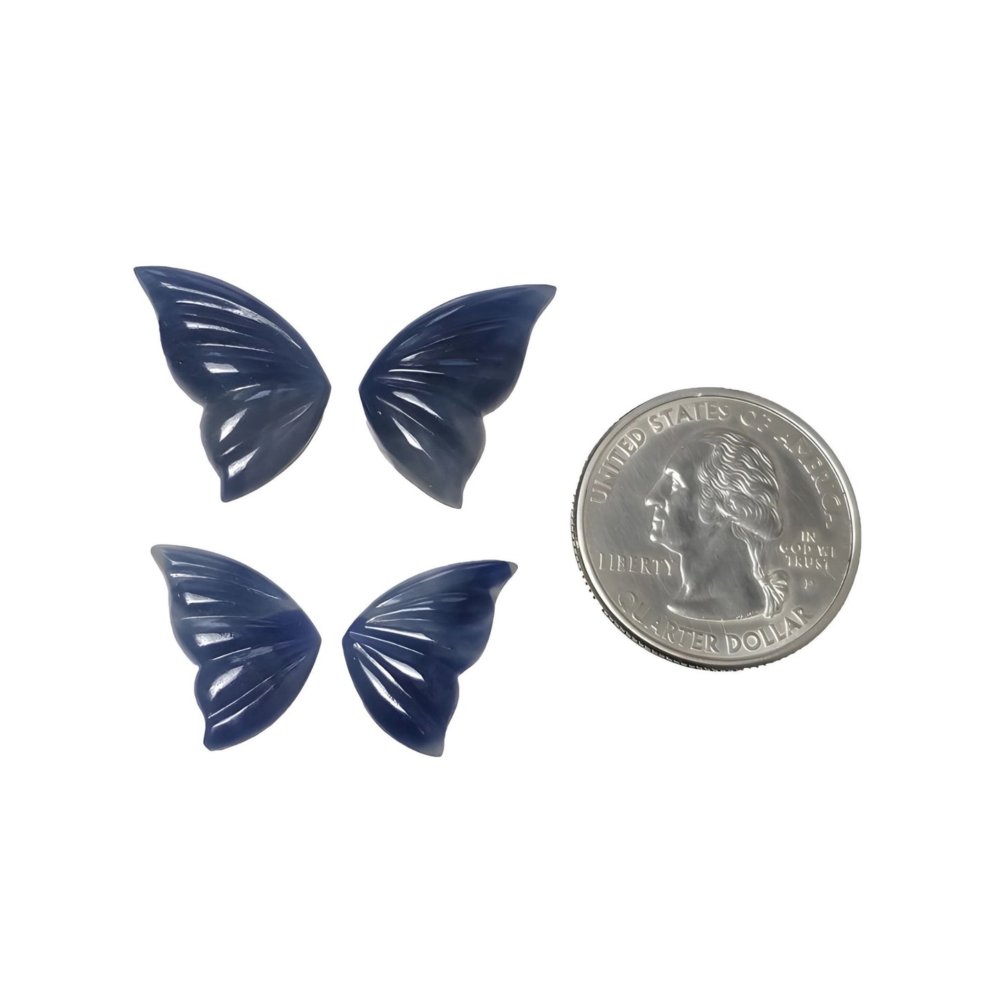 ブルーサファイアの蝶の彫刻