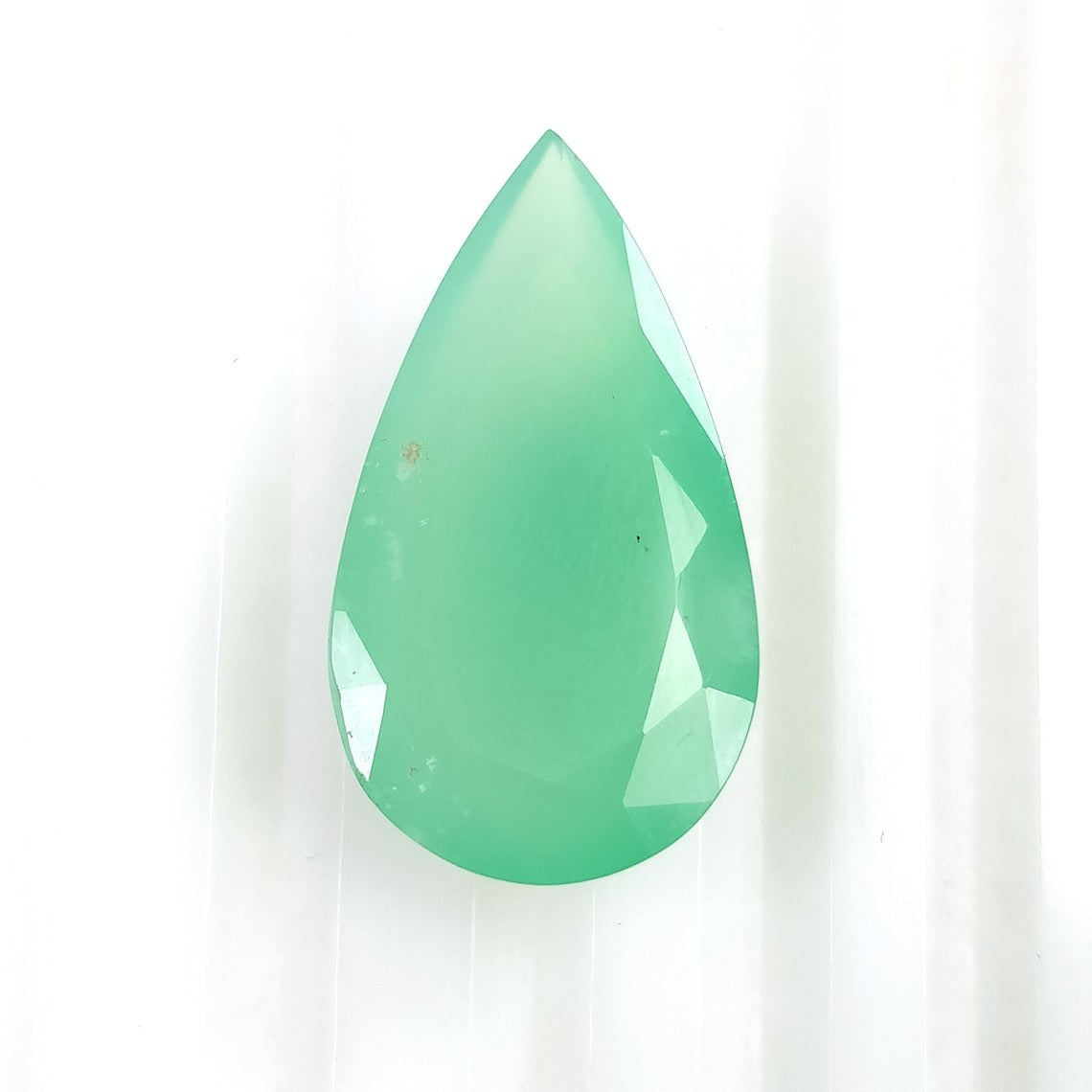 Chrysoprase pear shape faceted cut