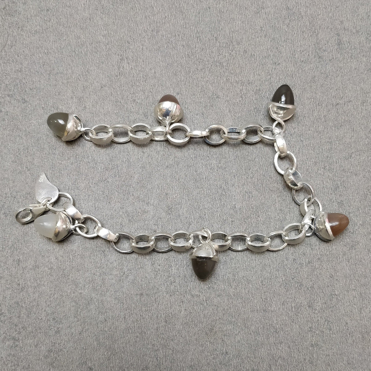 23.06gms Moonstone Gemstone 925 Silver Mini Bullets Clasp Look Chain Bracelet 8.25"
