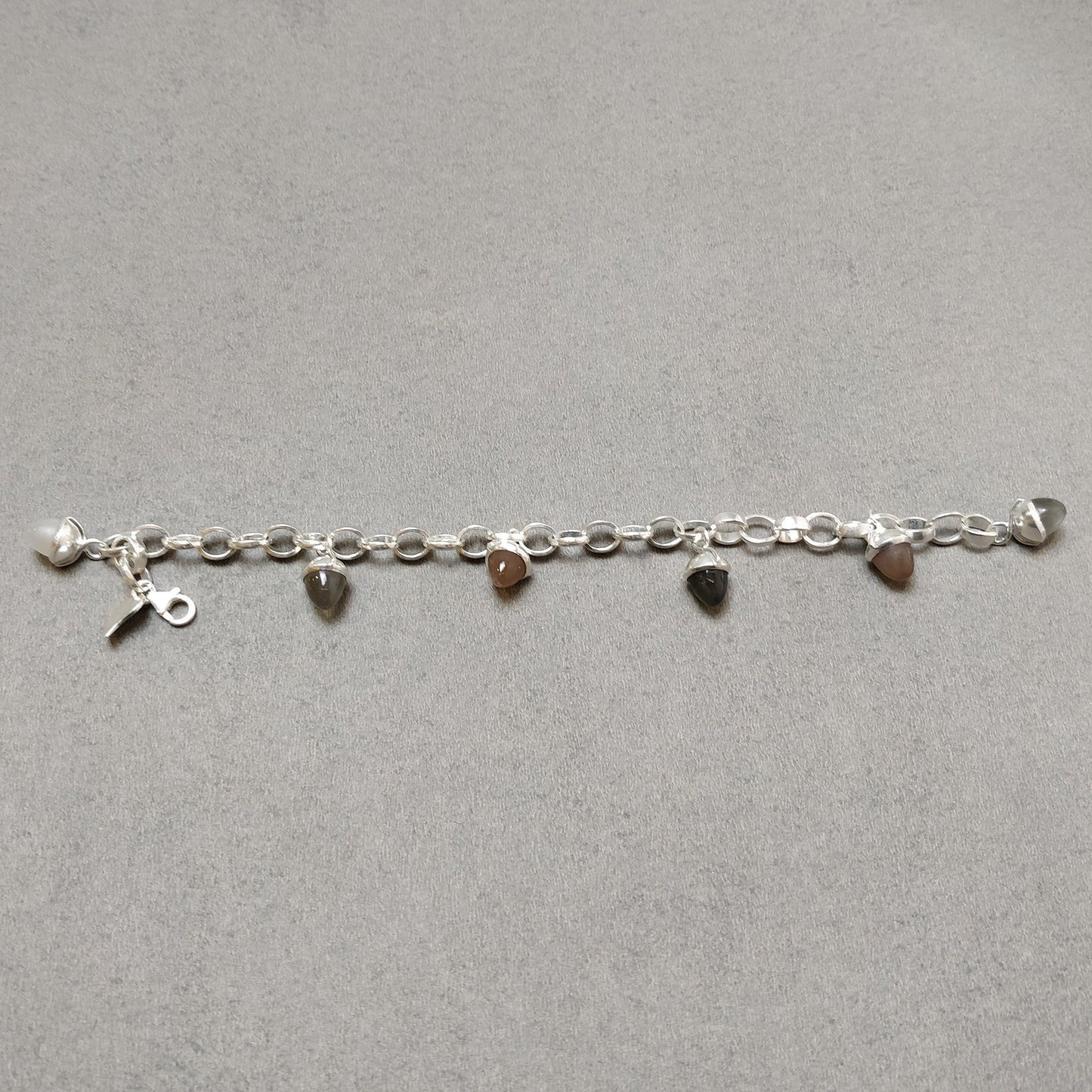 23.06gms Moonstone Gemstone 925 Silver Mini Bullets Clasp Look Chain Bracelet 8.25"