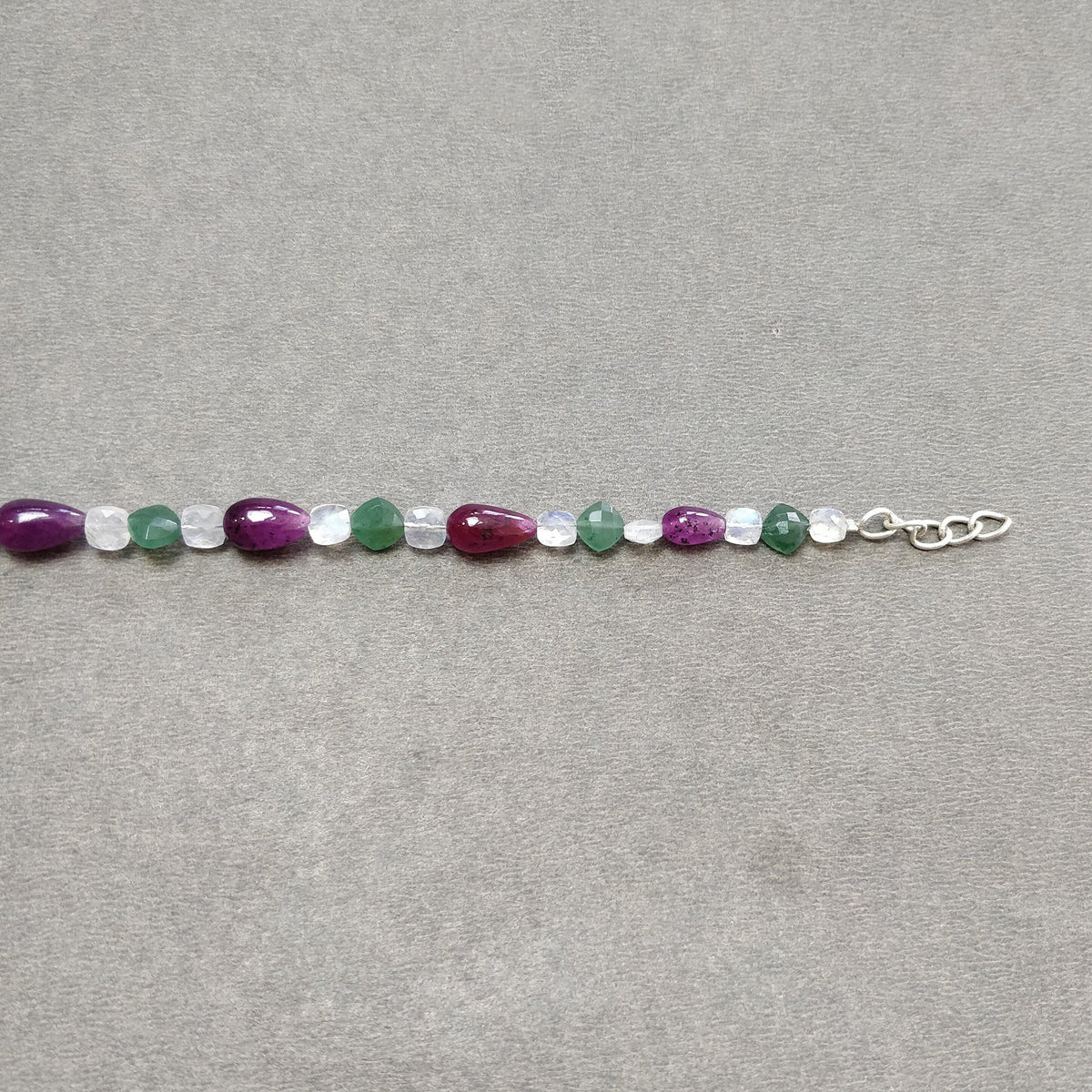 7.77gms Natural Ruby, Moonstone & Quartzite Plain Beads 925 Sterling Silver Bracelet 9"