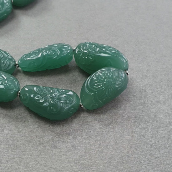 Green Quartz Carving Beads Necklace 693.60cts