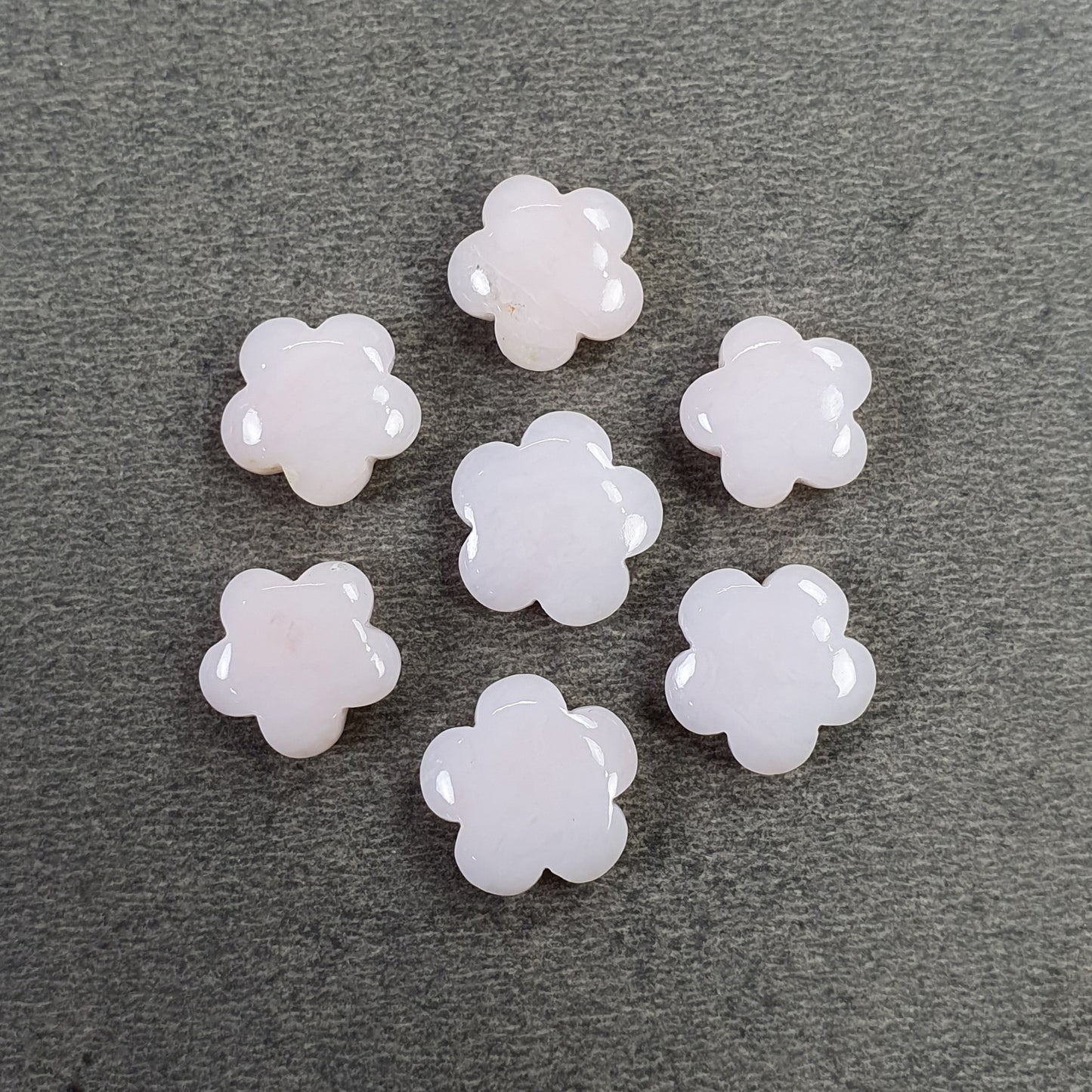 PINK OPAL Gemstone Carving : 21.95cts Natural Untreated Unheated Opal Hand Carved Flower 21.95mm 7pcs
