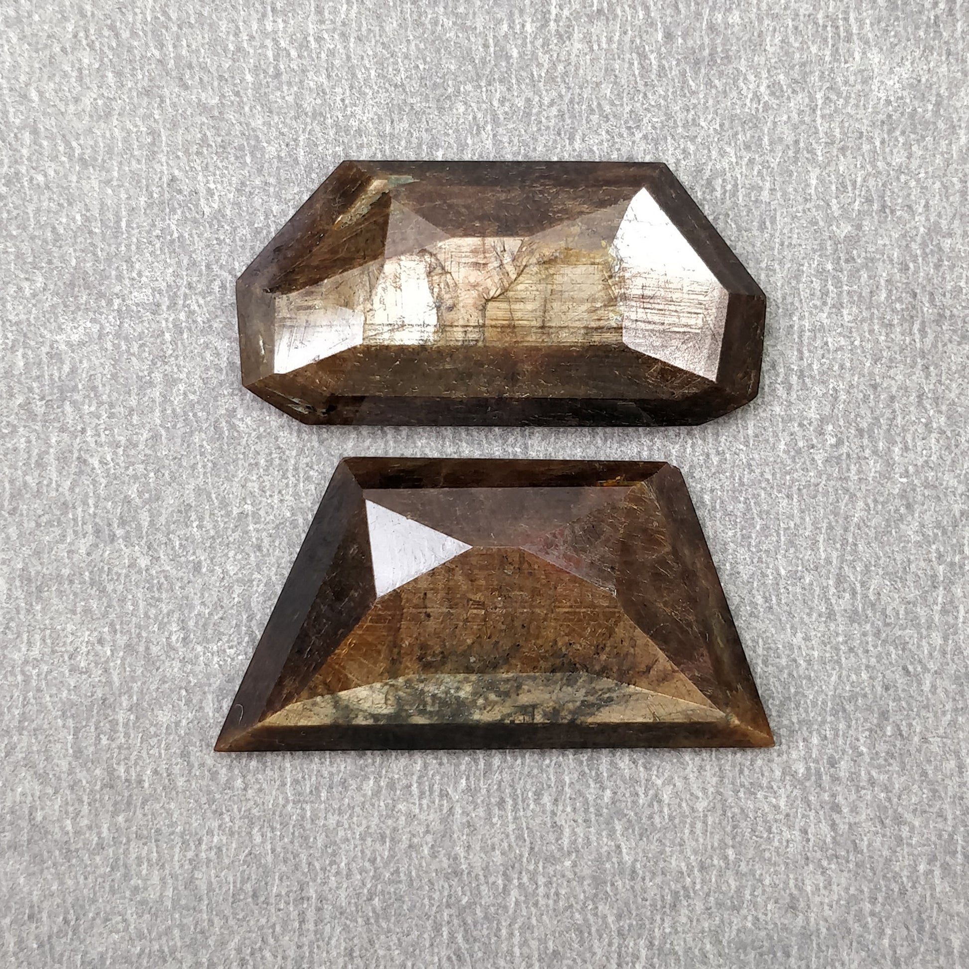 Multi Sapphire Gemstone