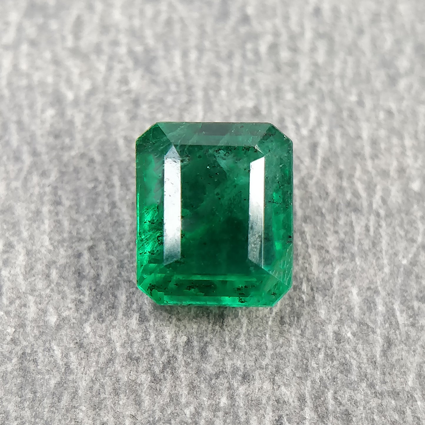 Normal Cut Emerald