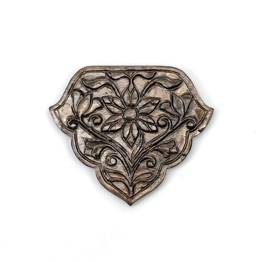 Uneven Shape Sapphire