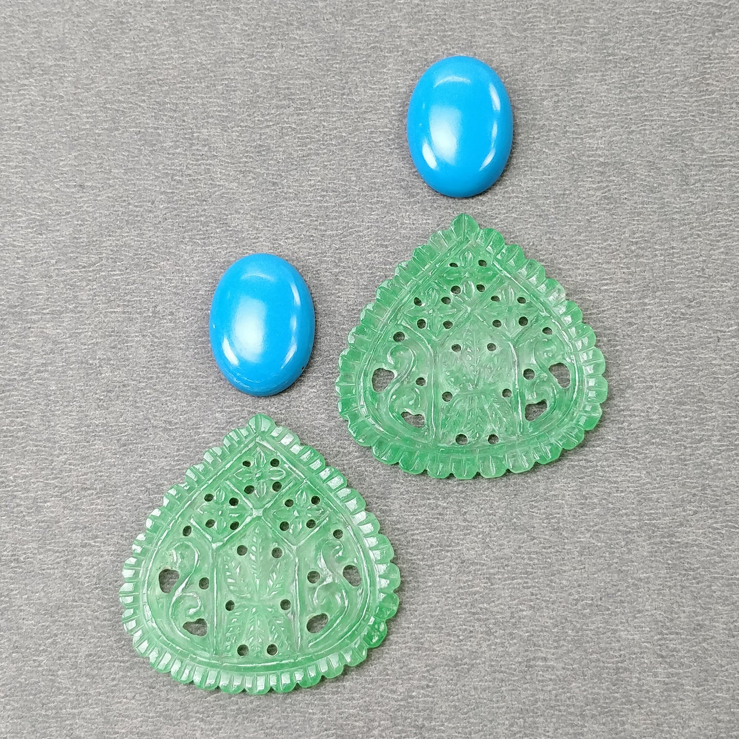 QUARTZ & Synthetic TURQUOISE Gemstone Carving: 52.40cts Natural Untreated Quartz Hand Carved Oval Shape 18*13.5mm - 33.5mm 4pcs