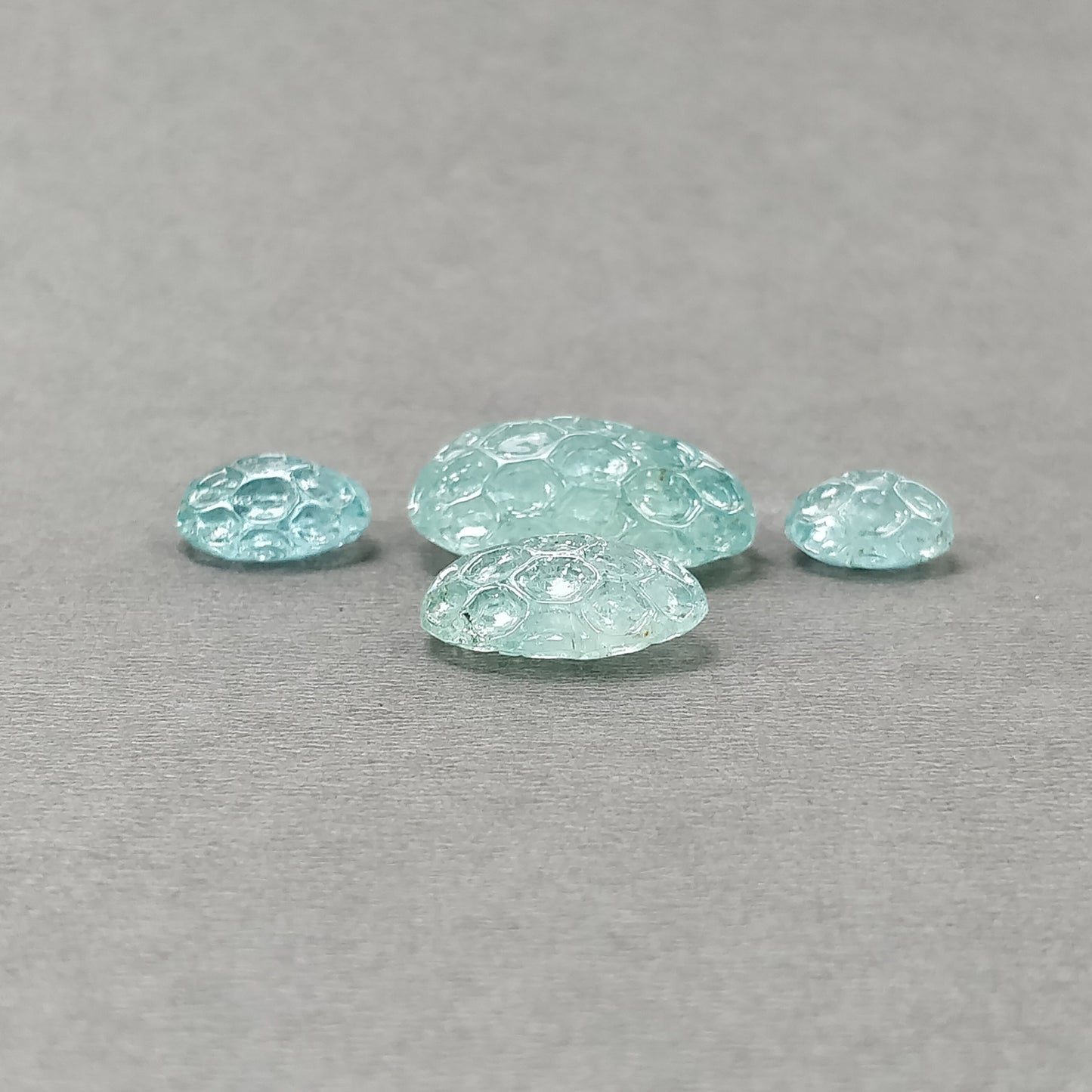 GREEN AQUAMARINE Gemstone Carving : 38.50cts Natural Untreated Aqua Both Side Hand Carved Oval Shape 11*9mm - 23*16.5mm 4pcs