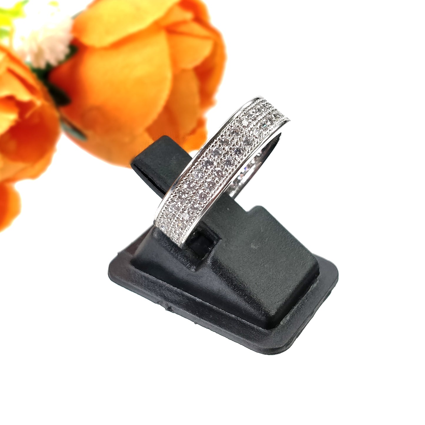 White Silver Color Eternity Ring Cubic Zirconia Pave Setting Fashion Anniversary Jewelry Ring for Women