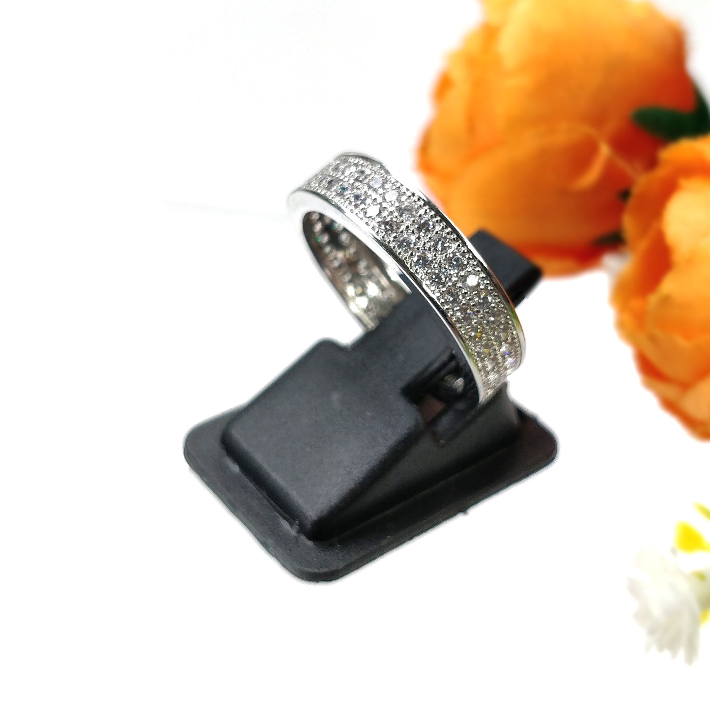 White Silver Color Eternity Ring Cubic Zirconia Pave Setting Fashion Anniversary Jewelry Ring for Women