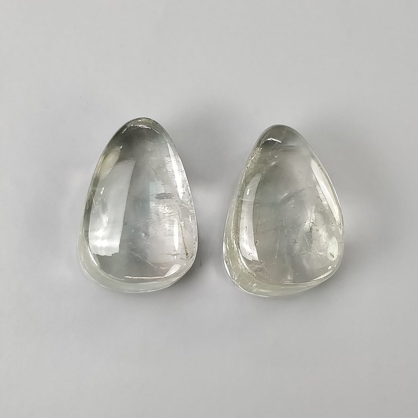 KUNZITE Gemstone Cabochon Cut : Natural Untreated Unheated Green Kunzite Uneven Shape 20.5*14mm Pair