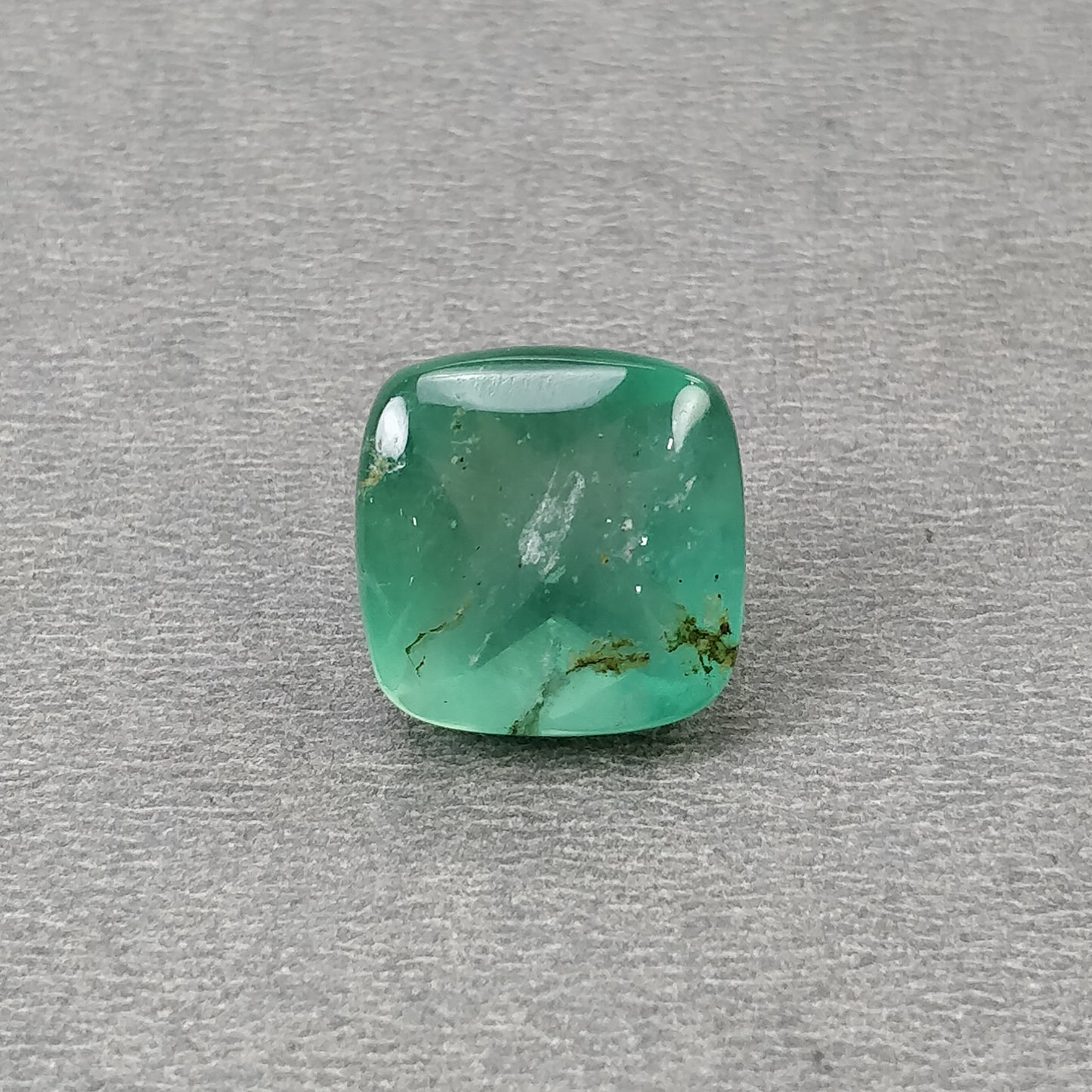 FLUORITE Gemstone Checker Cut : 19.95cts Natural Untreated Unheated Green Fluorite Faceted Sugarloaf 15mm