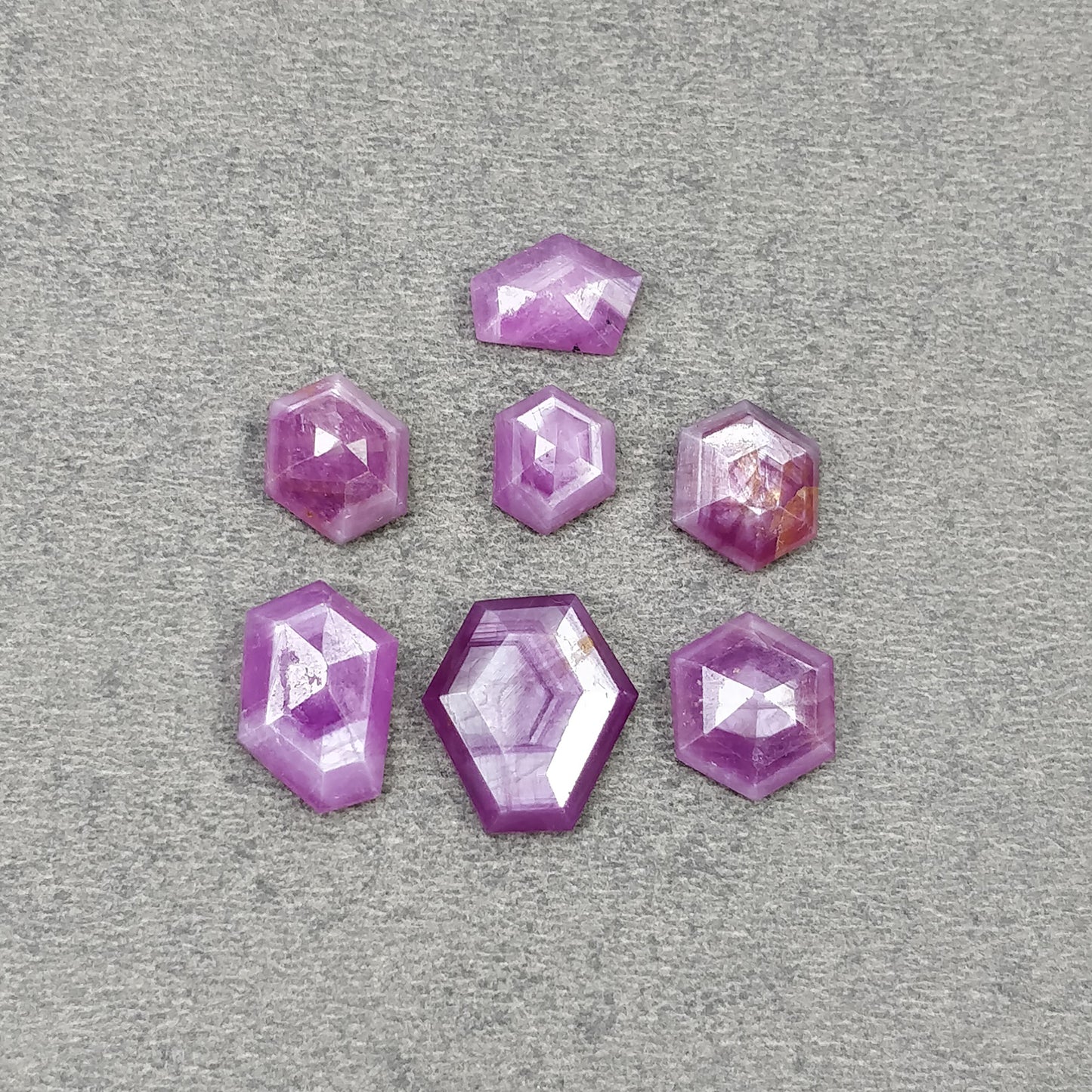 Sapphire Gemstone Normal Cut : 28.15cts Natural Untreated Raspberry Pink Sapphire Hexagon Shape 9.5*8mm - 15*13.5mm 7pcs