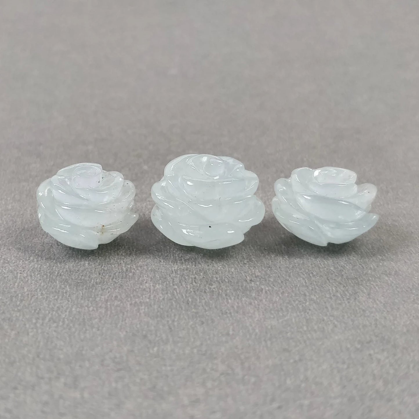 Milky AQUAMARINE Gemstone Carving : 48.90cts Natural Untreated Blue Aqua Hand Carved FLOWER 15mm - 16mm 3pcs