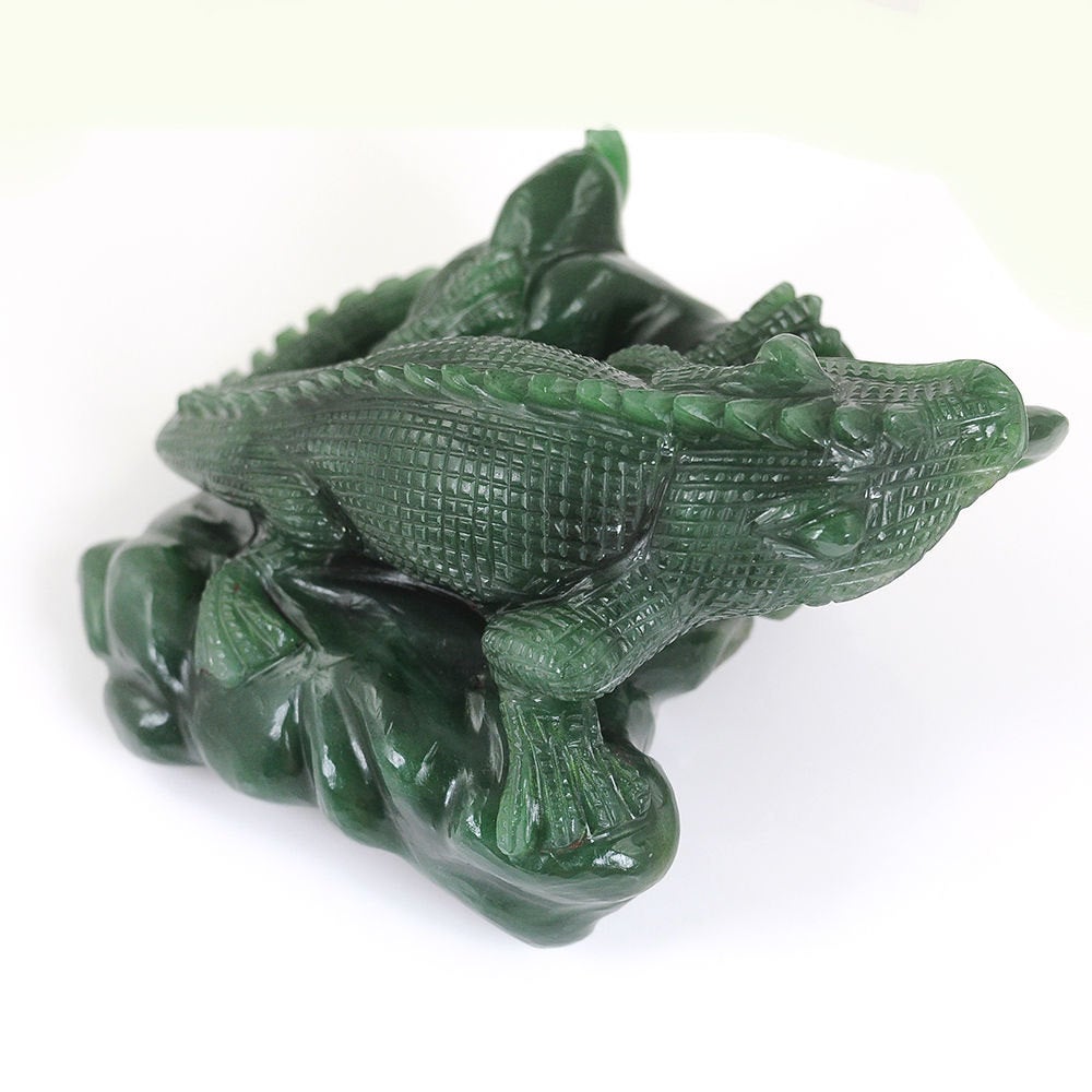 Gemstone Sculpture Aventurine : Limited Original Green Aventurine Quartzite Wild Chameleon Figurine Sculpture Hand Carved